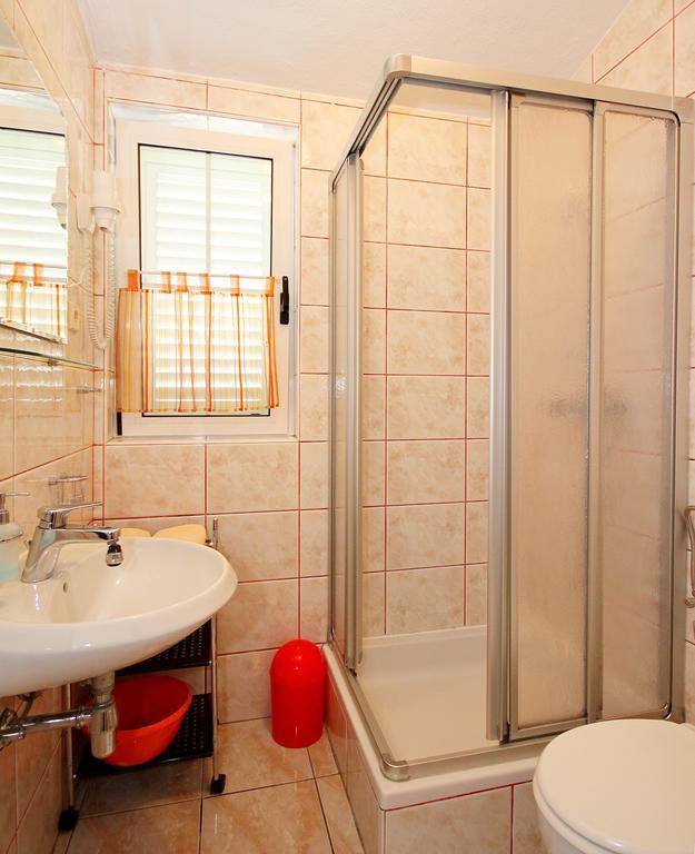 Apartment Vucic Makarska Bilik gambar